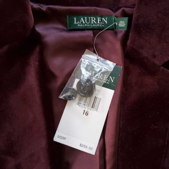 Sold.Lauren Ralph Lauren velvet blazer - Picture 5 of 5